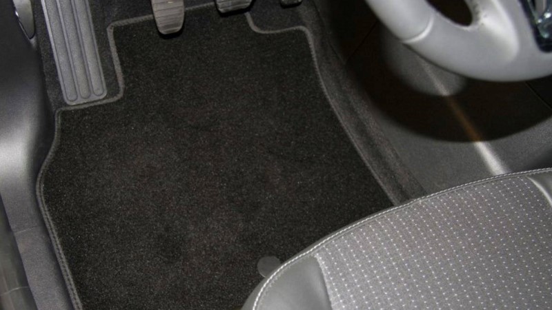 Teppichfußmatten für ein Auto