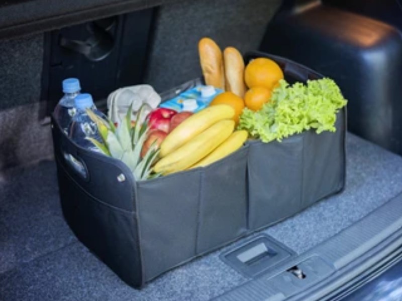 Kofferraum-Organizer hilft Ihnen den Platz in Ihrem Kofferraum zu maximieren. 